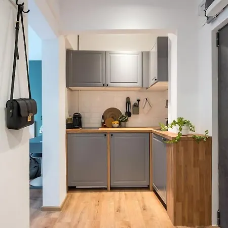 Charming - Center * Boekarest