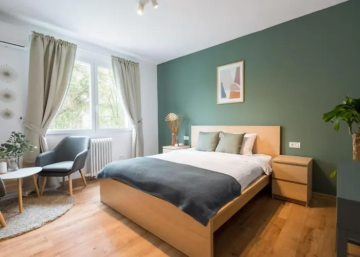 Charming - Center Lägenhet